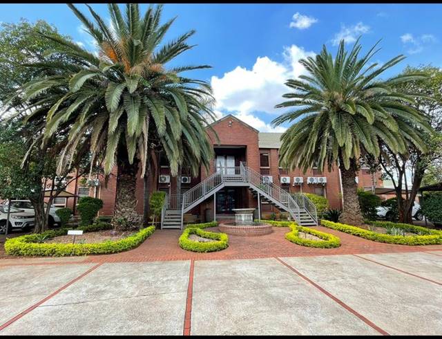 BUSINESS PROPERTY TO RENT IN DIE HOEWES